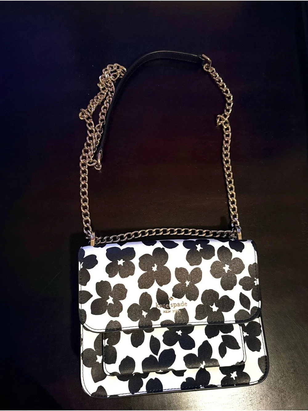 Kate Spade Remi Graphic Blooms Printed Flap Chain Crossbody. EUC